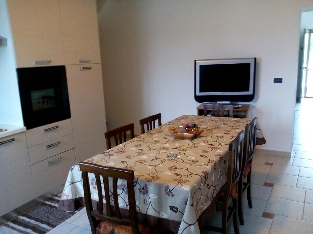 Marechiaro Villa Фоче Варано Стая снимка